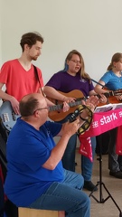 2025-05-24-GiJuLo-SingeFrühstück-00040